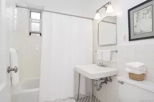 1 Midland Gardens, Bronxville, NY 10708 - Photo 9