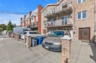 69-21 62nd Dr, Middle Village, NY 11379 - Photo 15