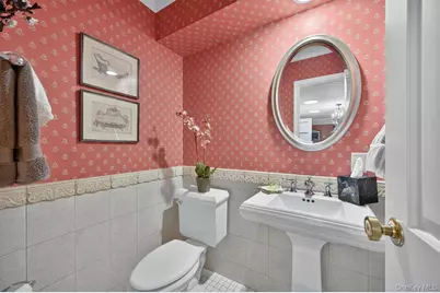 135 Piping Rock Road, Locust Valley, NY 11560 - Photo 11