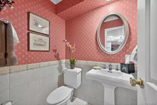 135 Piping Rock Rd, Locust Valley, NY 11560 - Photo 11