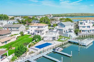 210 Saratoga Blvd, Island Park, NY 11558 - Photo 49