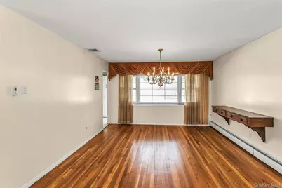 708 Salisbury Park Drive, Westbury, NY 11590 - Photo 9