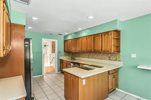 708 Salisbury Park Dr, Westbury, NY 11590 - Photo 13