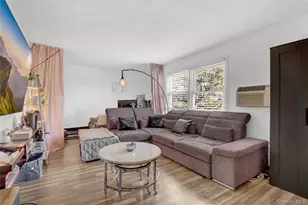 69-14 Little Neck Pkwy, Glen Oaks, NY 11004 - Photo 3