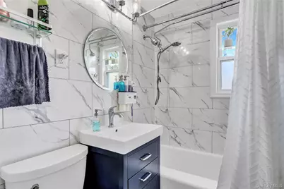 69-14 Little Neck Parkway #126B, Glen Oaks, NY 11004 - Photo 9