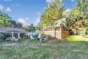 81 Beach Rd, Wading River, NY 11792 - Photo 7