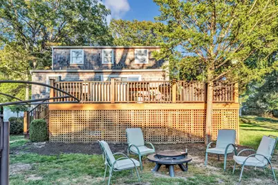 81 Beach Road, Wading River, NY 11792 - Photo 11