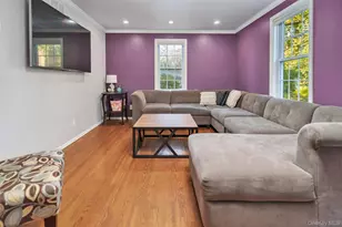 81 Beach Rd, Wading River, NY 11792 - Photo 19