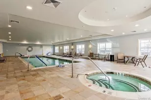 383 Summer Ct, East Meadow, NY 11554 - Photo 11