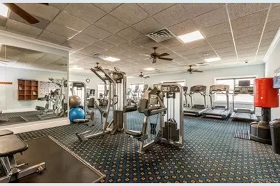 383 Summer Court, East Meadow, NY 11554 - Photo 7