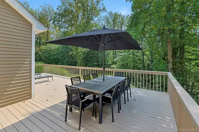 19 Stony Hollow, Chappaqua, NY 10514 - Photo 17