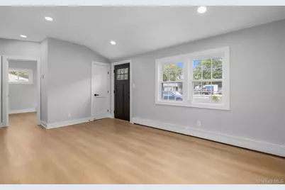 532 Taylor Avenue, Patchogue, NY 11772 - Photo 7