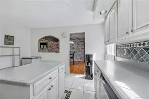 10 Headden Dr, Spring Valley, NY 10977 - Photo 7