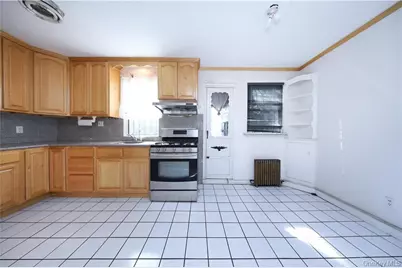 2132 E 16th Street, Brooklyn, NY 11229 - Photo 3