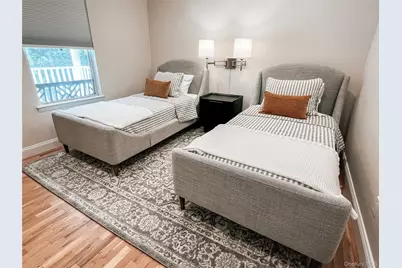 220 Pleasure Drive, Riverhead, NY 11901 - Photo 17