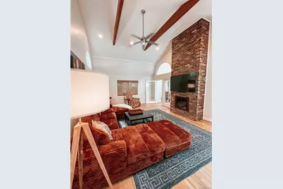 220 Pleasure Drive, Riverhead, NY 11901 - Photo 11