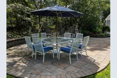 220 Pleasure Drive, Riverhead, NY 11901 - Photo 3