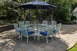 220 Pleasure Dr, Riverhead, NY 11901 - Photo 3