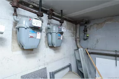 2461 Coyle Street, Brooklyn, NY 11235 - Photo 17