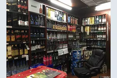 108-20 Myrtle Avenue Street, Richmond Hill, NY 11418 - Photo 3