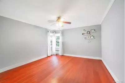 190 Connetquot Drive, Oakdale, NY 11769 - Photo 33