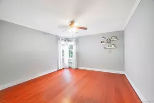 190 Connetquot Dr, Oakdale, NY 11769 - Photo 33