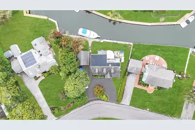 190 Connetquot Drive, Oakdale, NY 11769 - Photo 5