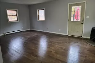 318 Maple St, Kerhonkson, NY 12446 - Photo 17