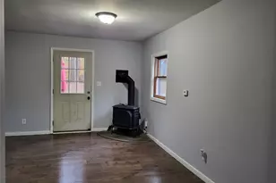 318 Maple St, Kerhonkson, NY 12446 - Photo 13