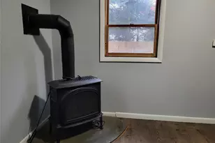 318 Maple St, Kerhonkson, NY 12446 - Photo 19