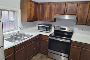 318 Maple St, Kerhonkson, NY 12446 - Photo 9