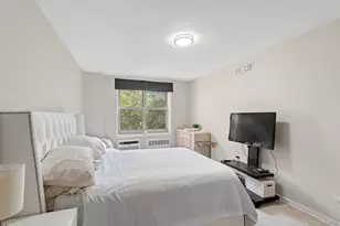 629 Kappock St, Bronx, NY 10463 - Photo 13