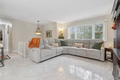 308 Browns Road, Nesconset, NY 11767 - Photo 9