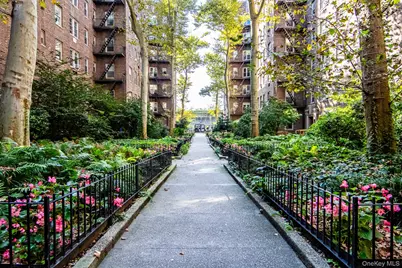 4805 42nd Street #5G, Sunnyside, NY 11104 - Photo 17