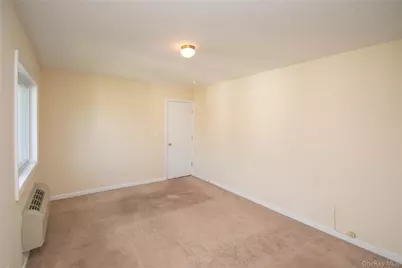 25 Village Park Drive #3B, Fishkill, NY 12524 - Photo 5