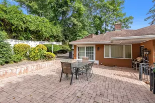 1 Crystal Dr, Great Neck, NY 11021 - Photo 19