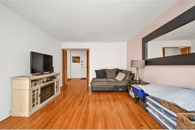 99-10 60 Ave #3B, Corona, NY 11368 - Photo 5