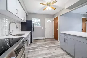 118 Coolidge Ave, Amityville, NY 11701 - Photo 9