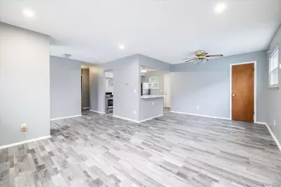 118 Coolidge Avenue, Amityville, NY 11701 - Photo 3