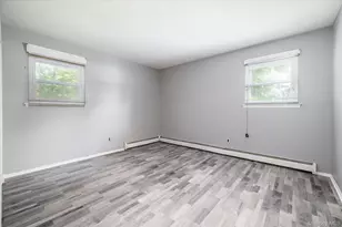 118 Coolidge Ave, Amityville, NY 11701 - Photo 13