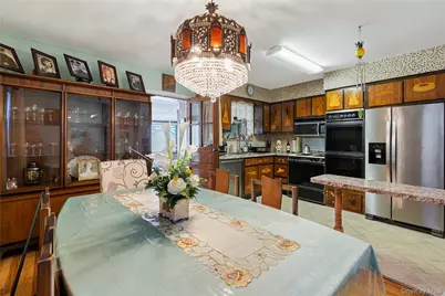 2824 Zulette Avenue, Bronx, NY 10461 - Photo 11