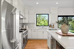 6 S Bay Ave, Eastport, NY 11941 - Photo 9