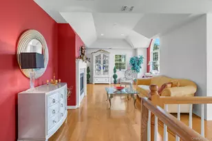 4006 Saint Andrews, Riverhead, NY 11901 - Photo 5