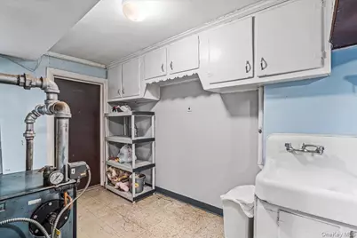 5523 Van Cleef Street, Flushing, NY 11368 - Photo 11
