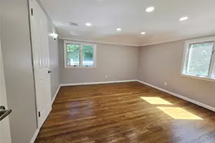 32 Valley Rd, Old Westbury, NY 11568 - Photo 25