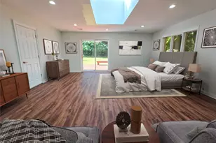 32 Valley Rd, Old Westbury, NY 11568 - Photo 43