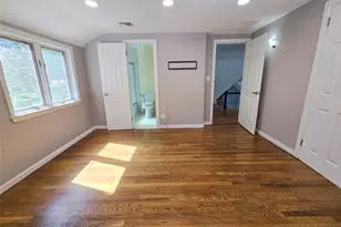 32 Valley Rd, Old Westbury, NY 11568 - Photo 27