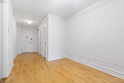 105 Garth Road #4H, Scarsdale, NY 10583 - Photo 5