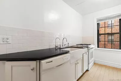 105 Garth Road #4H, Scarsdale, NY 10583 - Photo 9