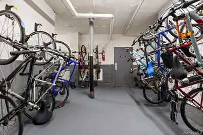 105 Garth Road #4H, Scarsdale, NY 10583 - Photo 17